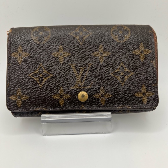 Preowned Louis Vuitton Monogram Monnaie Wallet - Picture 1 of 8